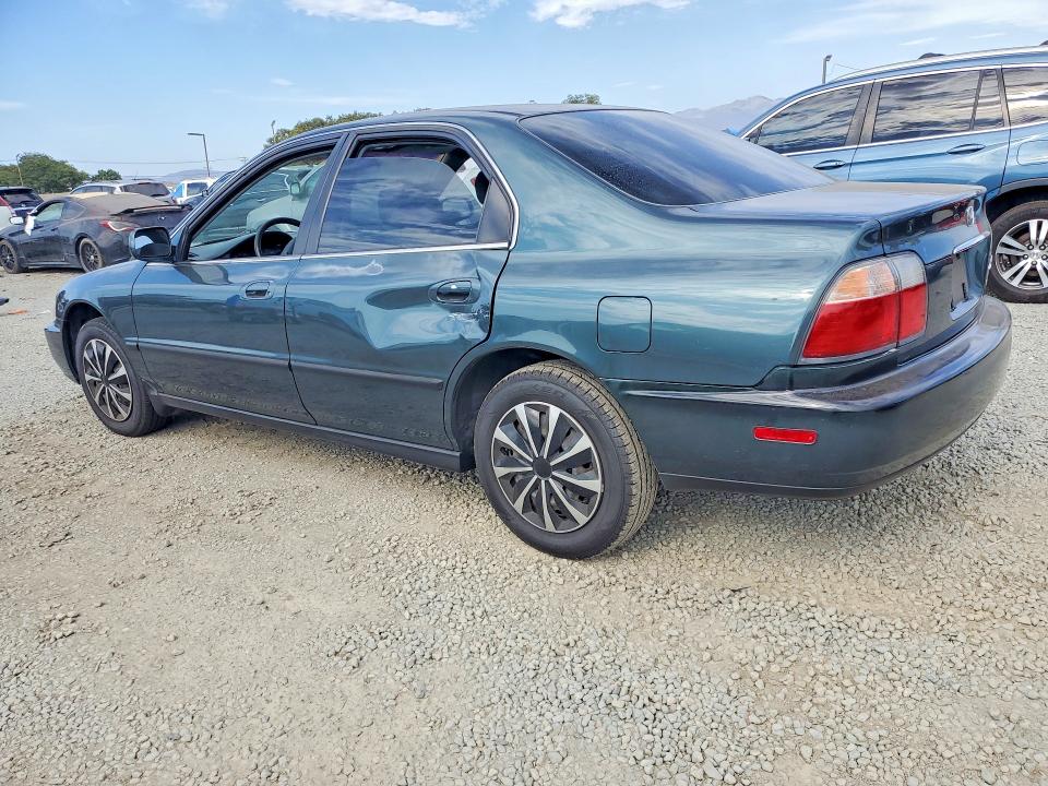 Продажа на аукционе авто 1997 Honda Accord, vin: 1HGCD5632VA215012, номер лота: 62055336