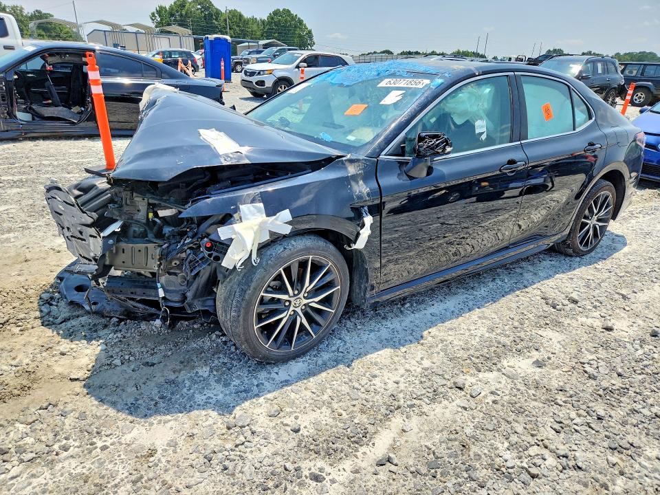 2023 Toyota Camry მანქანა იყიდება აუქციონზე, vin: 4T1G11AK3PU738066, აუქციონის ნომერი: 63071856
