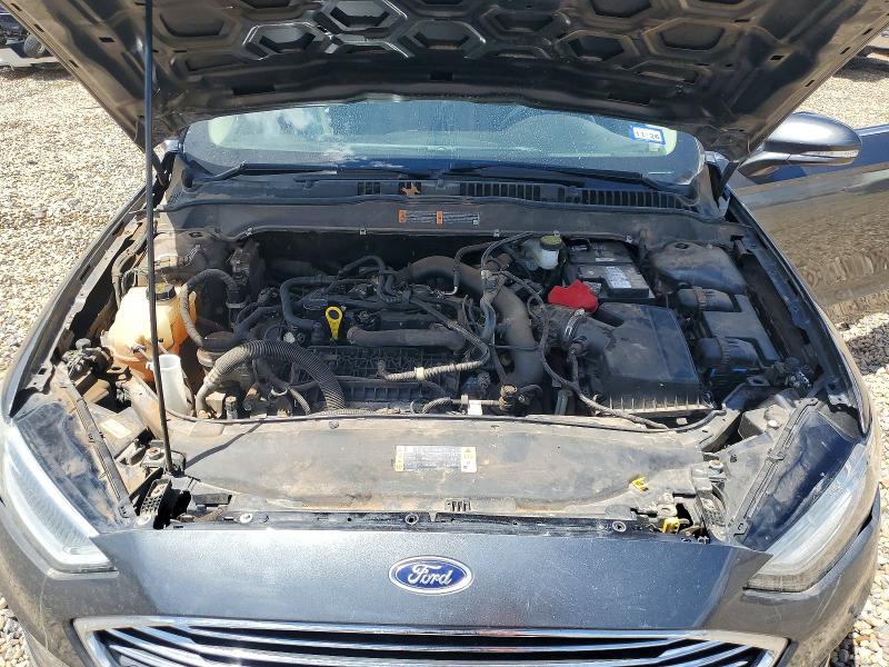 60695676 :رقم المزاد ، 3FA6P0CD9LR153121 vin ، 2020 Ford Fusion مزاد بيع