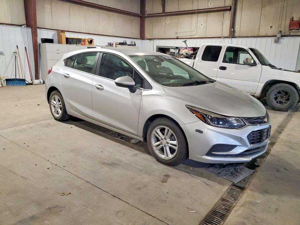 Продаж на аукціоні авто 2018 Chevrolet Cruze, vin: 3G1BE6SM7JS630744, номер лоту: 61545866