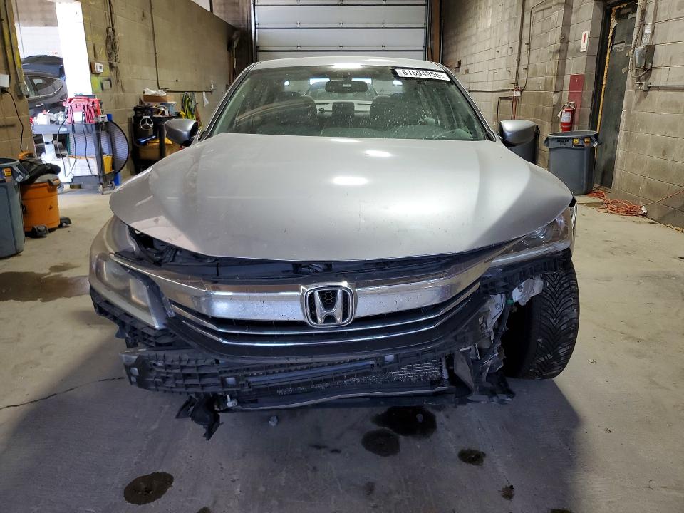 Продаж на аукціоні авто 2017 Honda Accord, vin: 1HGCR2F33HA133181, номер лоту: 61594956
