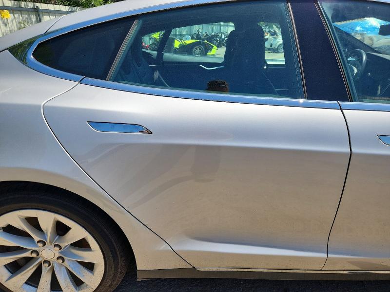Продаж на аукціоні авто 2016 Tesla Model S, vin: 5YJSA1E2XGF123791, номер лоту: 60200076