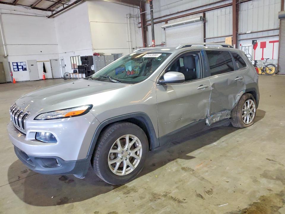 Продаж на аукціоні авто 2015 Jeep Cherokee, vin: 1C4PJMCS2FW735293, номер лоту: 61443666