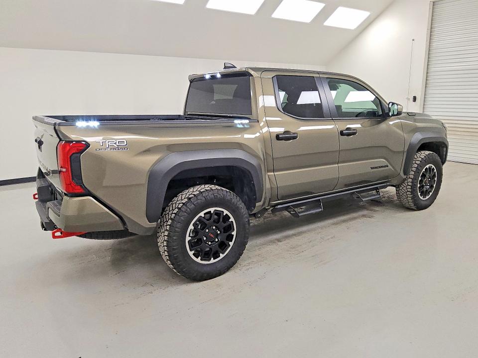 59165776 :رقم المزاد ، 3TYLC5LN1ST033134 vin ، 2025 Toyota Tacoma مزاد بيع