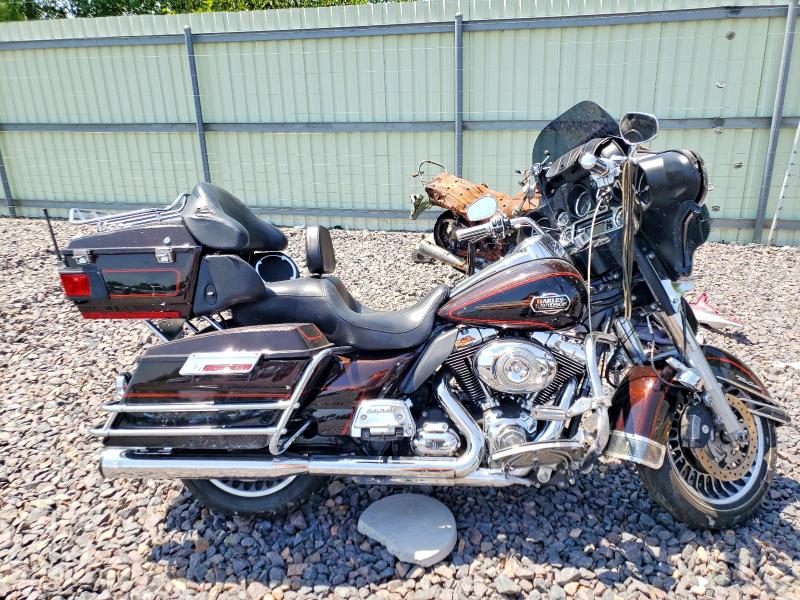 2011 Harley-davidson Flhtcu მანქანა იყიდება აუქციონზე, vin: 1HD1FC416BB623300, აუქციონის ნომერი: 62655176