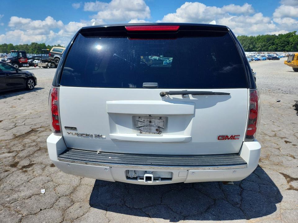 60767286 :رقم المزاد ، 1GKS1MEF2CR182136 vin ، 2012 Gmc Yukon Xl مزاد بيع