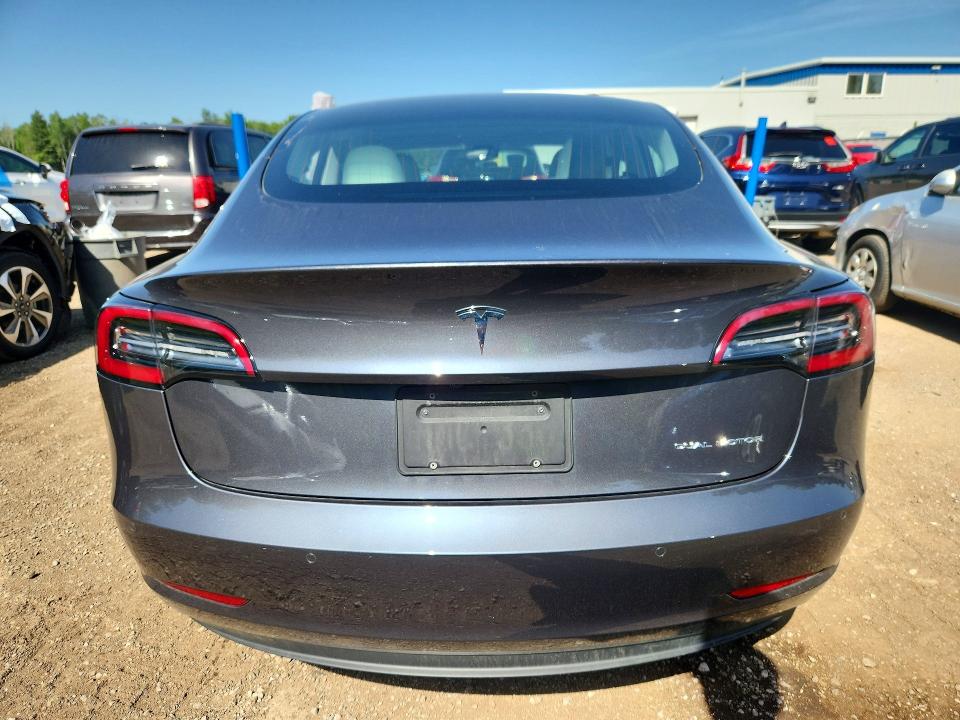 85609675 :رقم المزاد ، 5YJ3E1EB2KF407272 vin ، 2019 Tesla Model 3 مزاد بيع