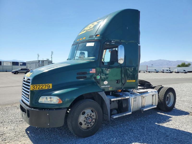 2018 Mack Pinnacle მანქანა იყიდება აუქციონზე, vin: 1M1AW01X8JM010610, აუქციონის ნომერი: 59225506