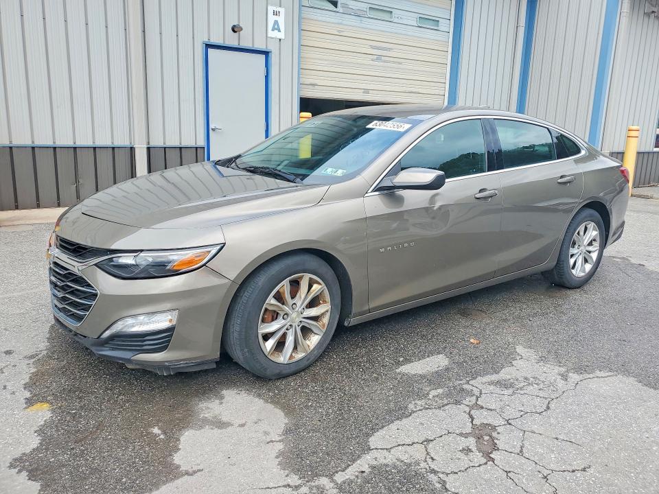 Auction sale of the 2020 Chevrolet Malibu, vin: 1G1ZD5ST8LF062272, lot number: 63042556