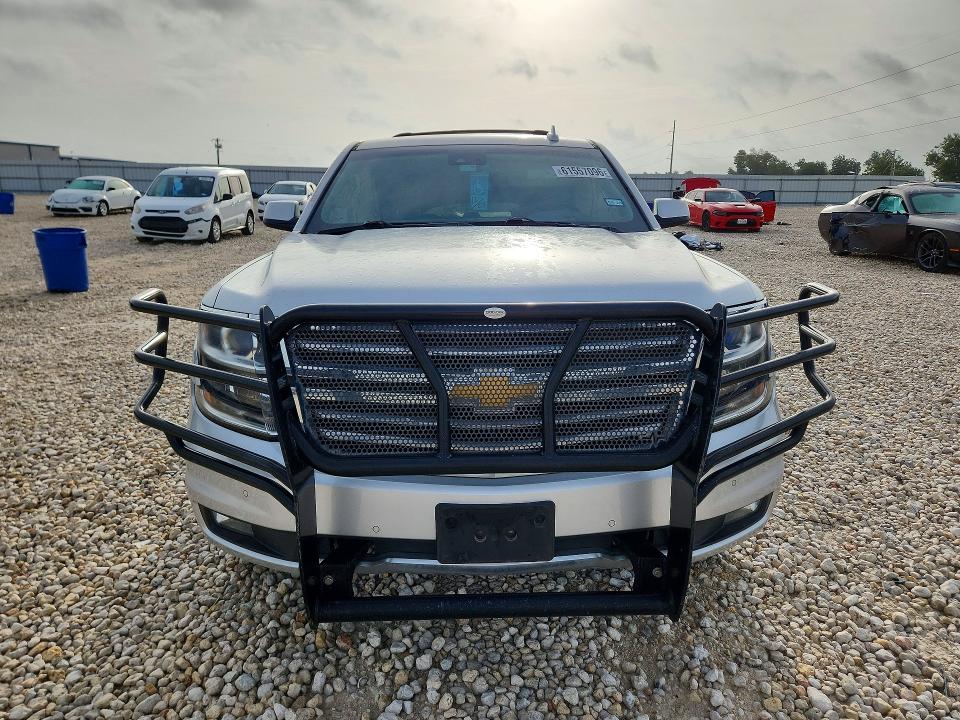 2016 Chevrolet Suburban მანქანა იყიდება აუქციონზე, vin: 1GNSKHKC1GR449306, აუქციონის ნომერი: 61557096