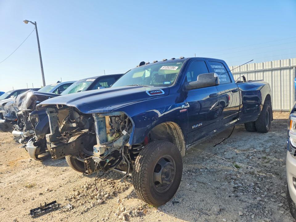 61352206 :رقم المزاد ، 3C63RRGL4KG628821 vin ، 2019 Ram 3500 مزاد بيع
