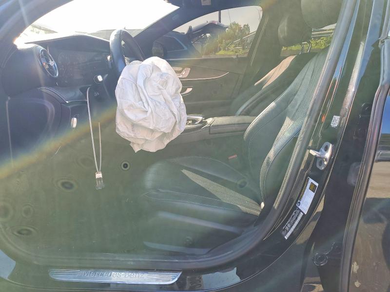 61588086 :رقم المزاد ، WDDZF8EB6LA741904 vin ، 2020 Mercedes-benz E مزاد بيع