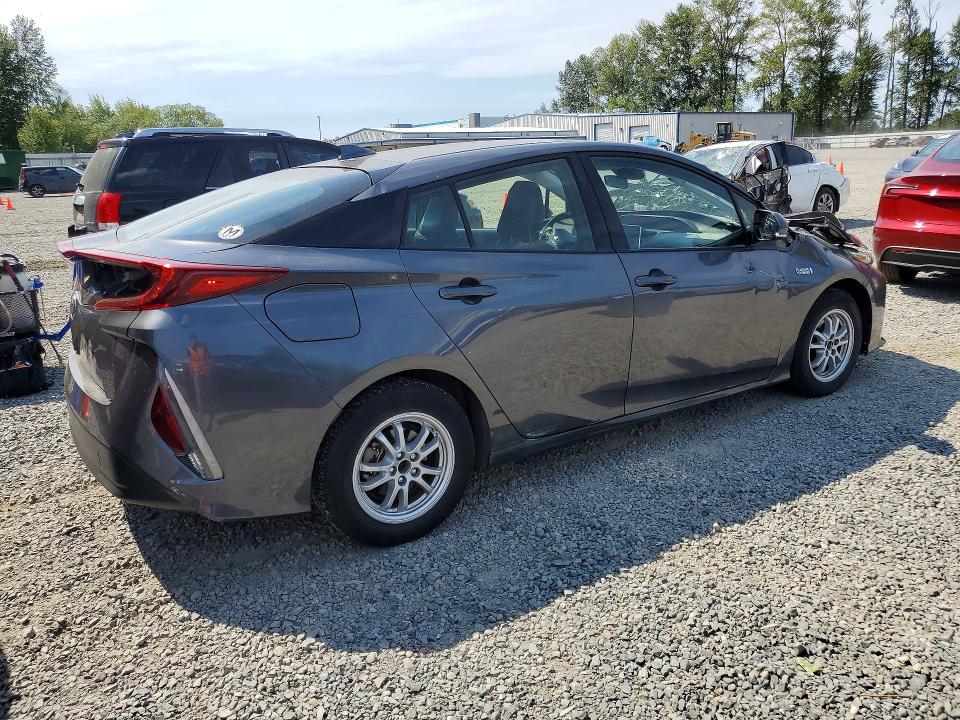 Продажа на аукционе авто 2020 Toyota Prius Prime, vin: JTDKARFP2L3120447, номер лота: 61438396