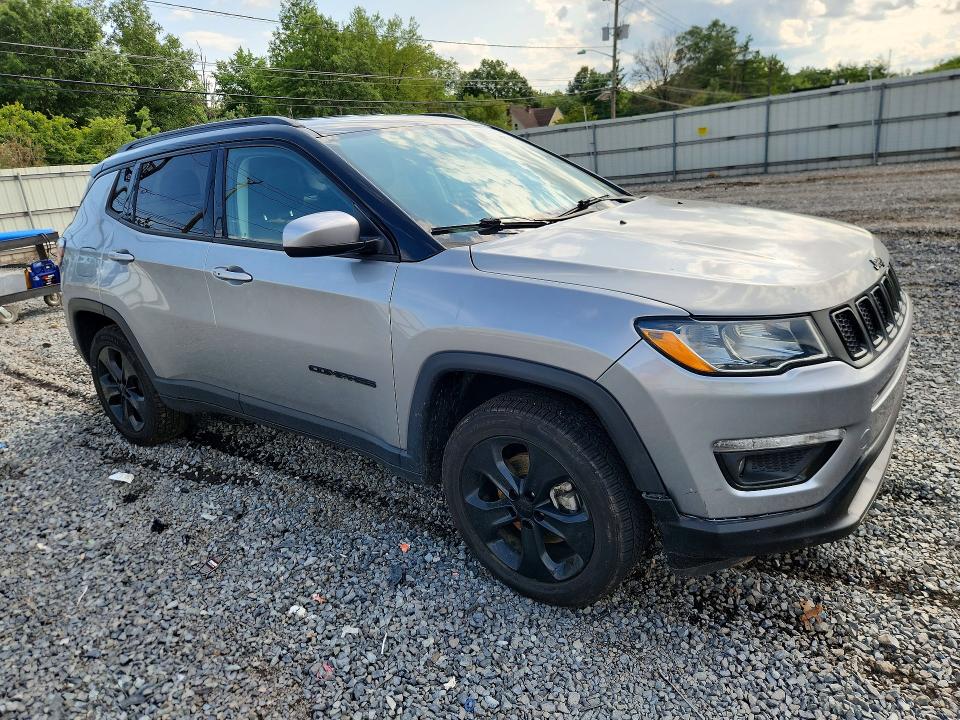 2021 Jeep Compass მანქანა იყიდება აუქციონზე, vin: 3C4NJDBB0MT592811, აუქციონის ნომერი: 62757556