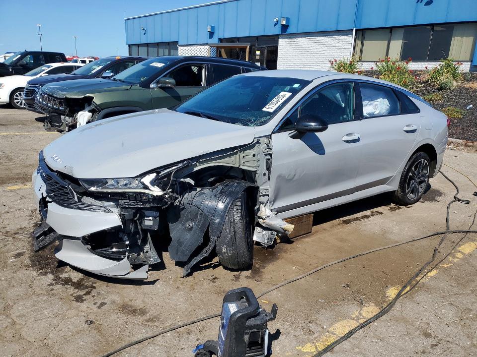 2022 Kia K5 მანქანა იყიდება აუქციონზე, vin: 5XXG64J2XNG158940, აუქციონის ნომერი: 61960886