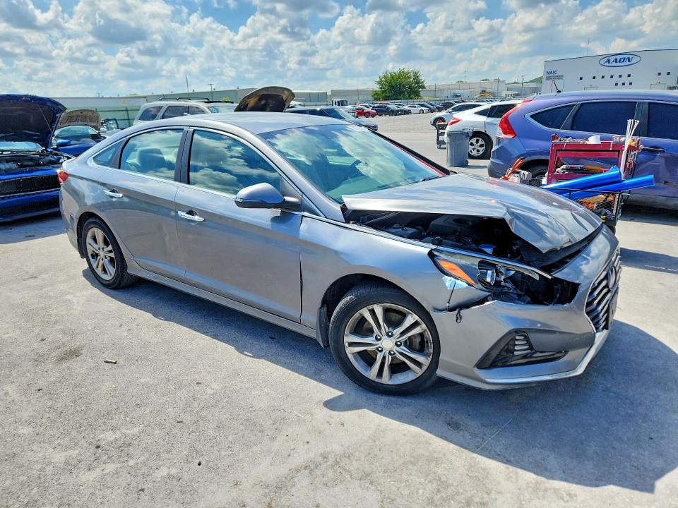 60700906 :رقم المزاد ، 5NPE34AF1JH661838 vin ، 2018 Hyundai Sonata مزاد بيع