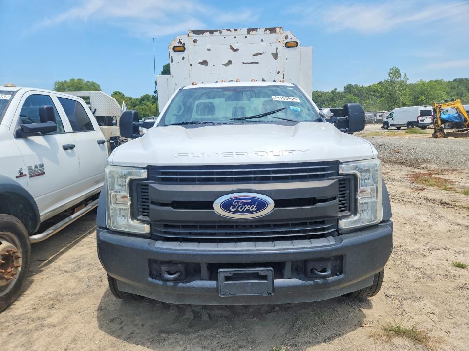 2017 Ford F550 მანქანა იყიდება აუქციონზე, vin: 1FDUF5GT3HEB71073, აუქციონის ნომერი: 61133446