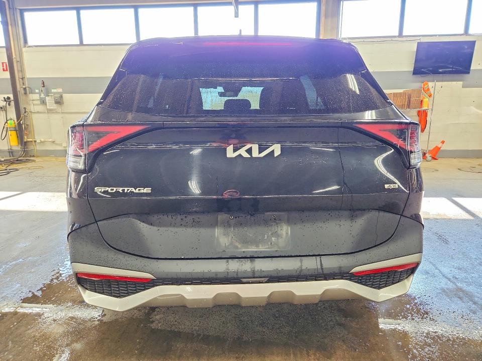 Продажа на аукционе авто 2023 Kia Sportage, vin: KNDPUCAF1P7142690, номер лота: 63365656