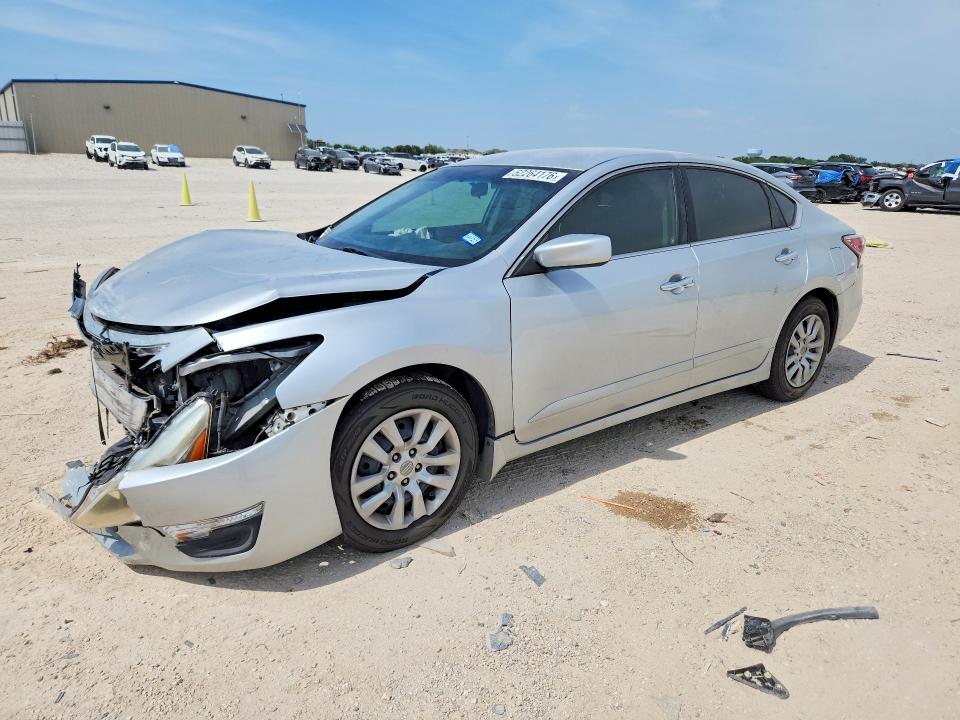 Продаж на аукціоні авто 2015 Nissan Altima, vin: 1N4AL3AP0FC262199, номер лоту: 62264176