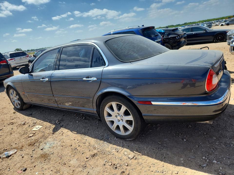 2005 Jaguar Xj8 მანქანა იყიდება აუქციონზე, vin: SAJWA79C55SG49077, აუქციონის ნომერი: 62712636