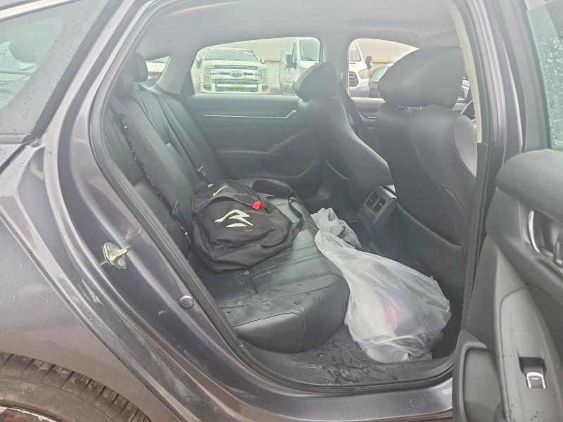 60239526 :رقم المزاد ، 1HGCV2F59KA010733 vin ، 2019 Honda Accord مزاد بيع