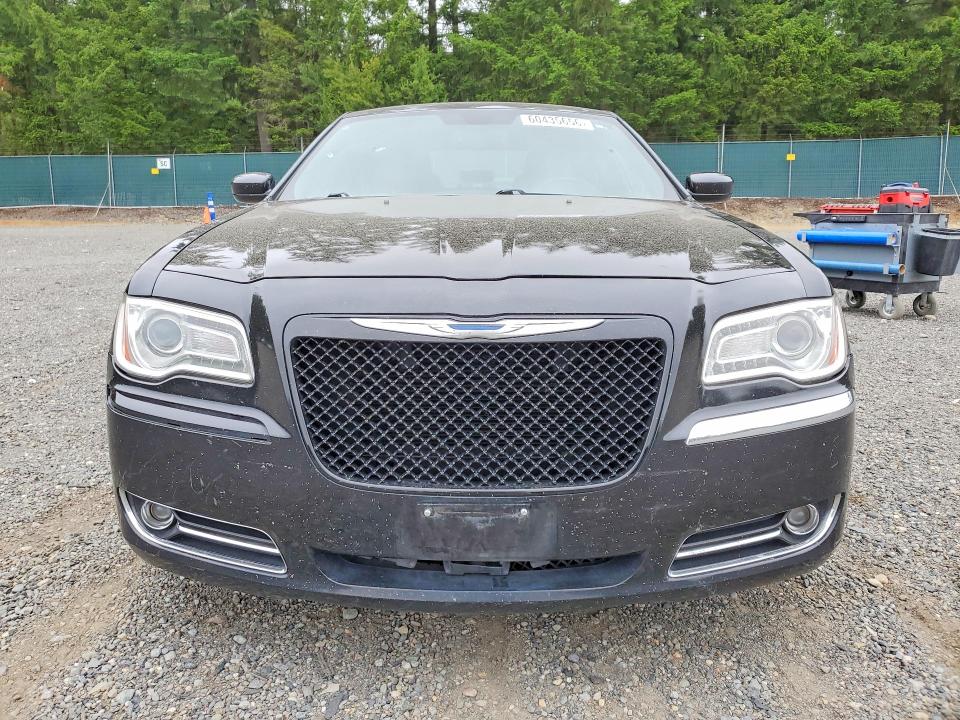 Продажа на аукционе авто 2013 Chrysler 300, vin: 2C3CCAAG2DH588334, номер лота: 60435656