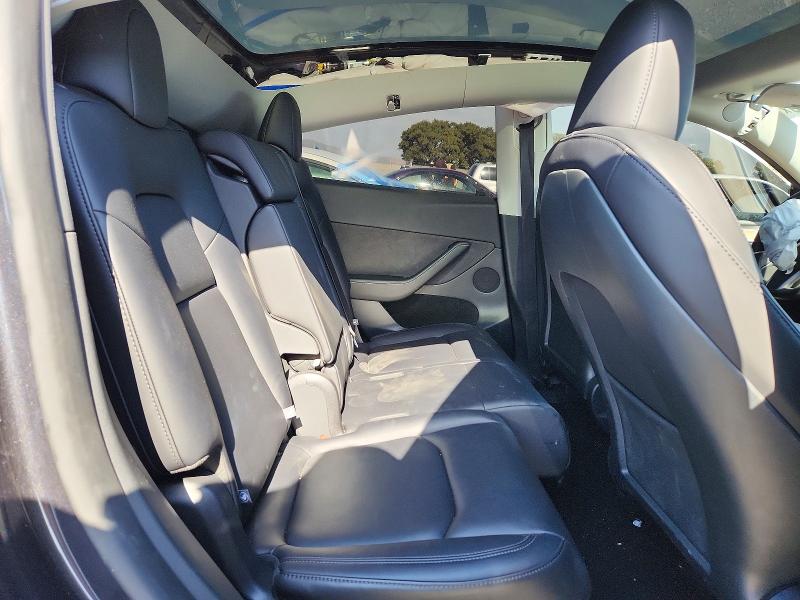 Продаж на аукціоні авто 2025 Tesla Model Y, vin: 7SAYGAEE8SF309036, номер лоту: 60720856