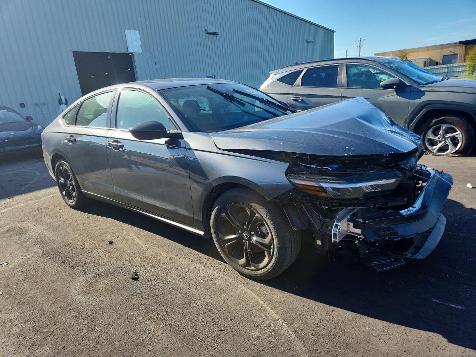 Продажа на аукционе авто 2025 Honda Accord, vin: 1HGCY1F4XSA087197, номер лота: 61332706