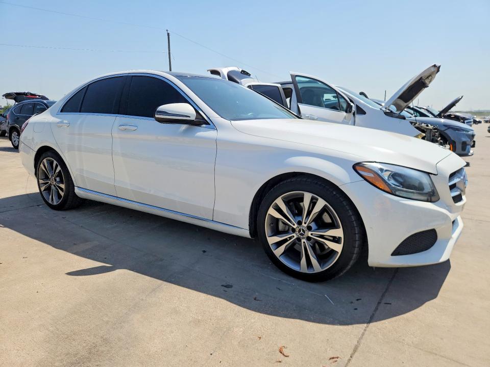 Продаж на аукціоні авто 2018 Mercedes-benz C, vin: 55SWF4JB2JU244444, номер лоту: 62140876