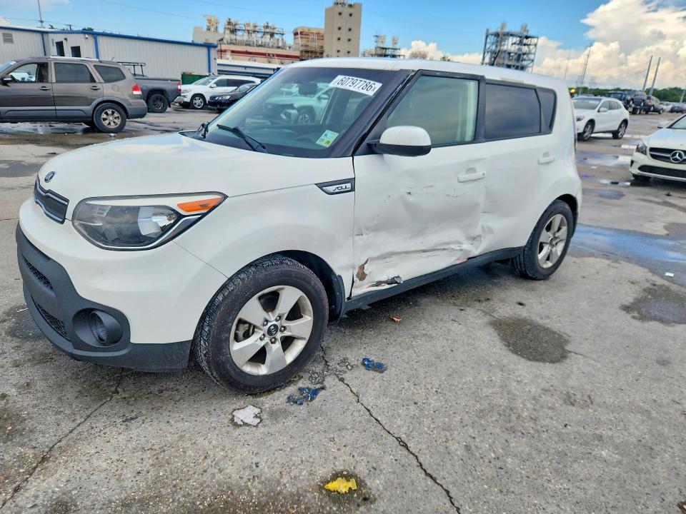 60797786 :رقم المزاد ، KNDJN2A22J7572519 vin ، 2018 Kia Soul مزاد بيع