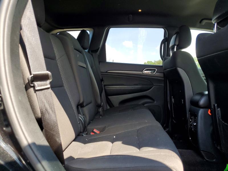 62261076 :رقم المزاد ، 1C4RJFAGXJC166142 vin ، 2018 Jeep Grand Cherokee مزاد بيع