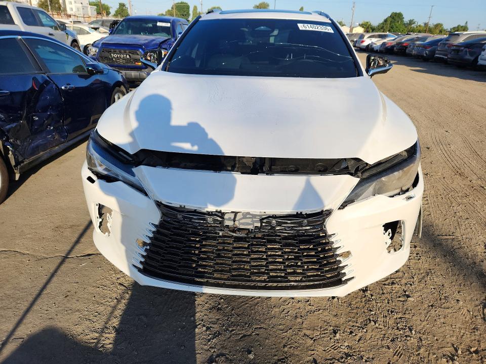 61402336 :رقم المزاد ، JTJCHMAA0S2033170 vin ، 2025 Lexus Rx 350 مزاد بيع