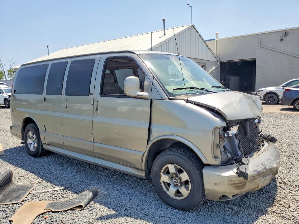 58607236 :رقم المزاد ، 1GNFG65R211227130 vin ، 2001 Chevrolet Express G1500 مزاد بيع