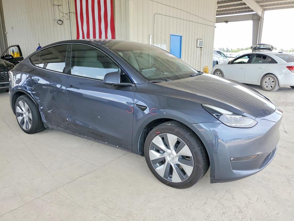 60681596 :رقم المزاد ، 7SAYGAEE1PF662788 vin ، 2023 Tesla Model Y مزاد بيع