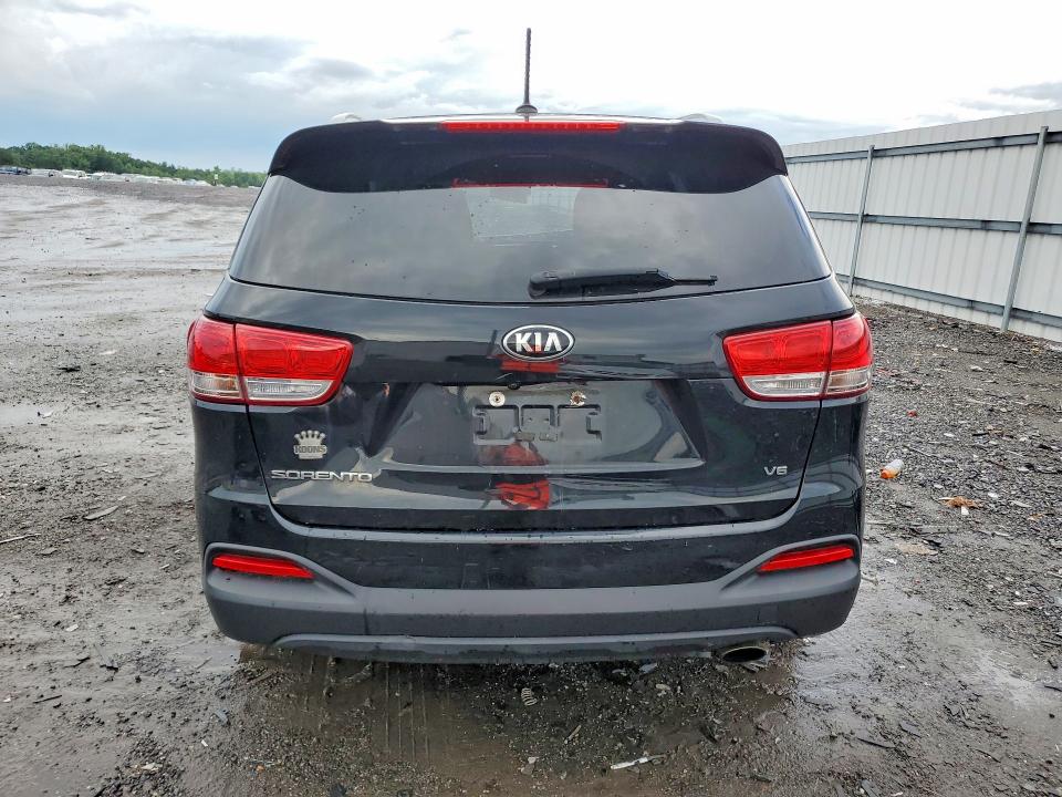 60626556 :رقم المزاد ، 5XYPGDA57HG292487 vin ، 2017 Kia Sorento مزاد بيع