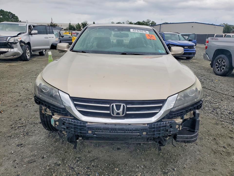 62429376 :رقم المزاد ، 1HGCR3F82DA021547 vin ، 2013 Honda Accord مزاد بيع