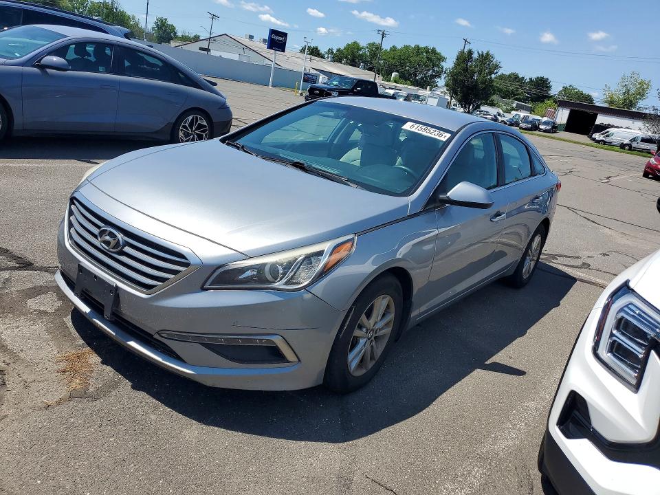 2015 Hyundai Sonata მანქანა იყიდება აუქციონზე, vin: 5NPE24AF5FH235189, აუქციონის ნომერი: 61595236