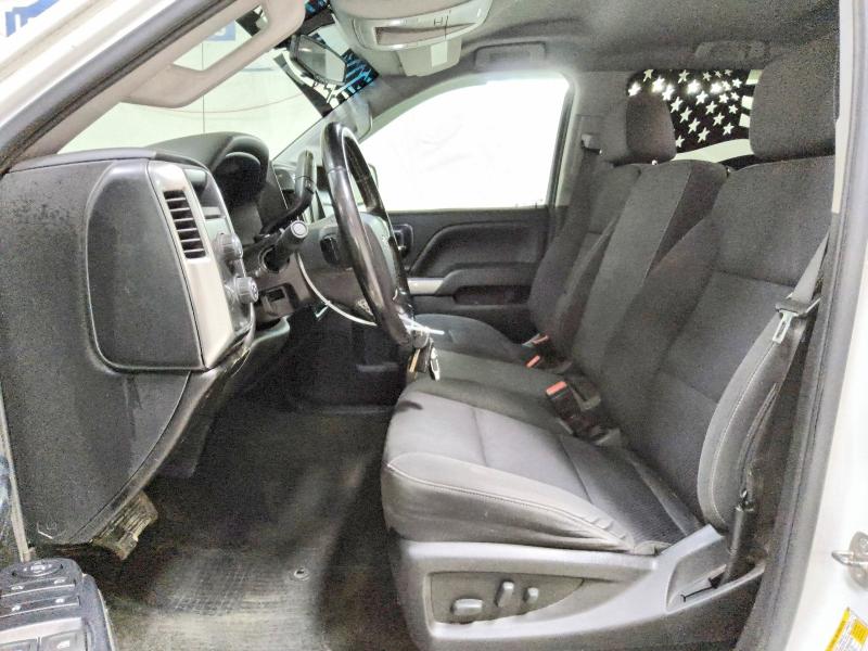 Продаж на аукціоні авто 2018 Chevrolet Silverado, vin: 3GCUKREC1JG329225, номер лоту: 60897806