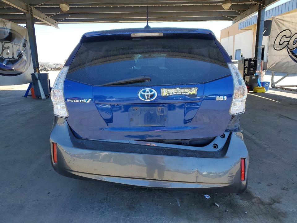 61064816 :رقم المزاد ، JTDZN3EUXC3133180 vin ، 2012 Toyota Prius V مزاد بيع