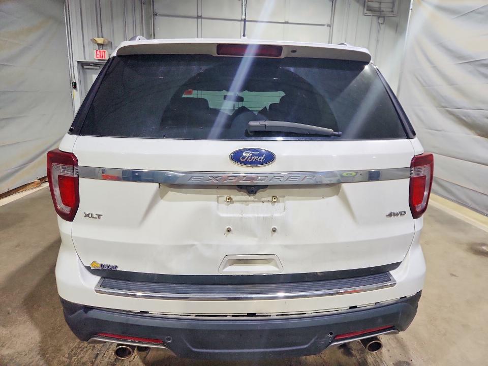 59828826 :رقم المزاد ، 1FM5K8D81JGC10982 vin ، 2018 Ford Explorer مزاد بيع