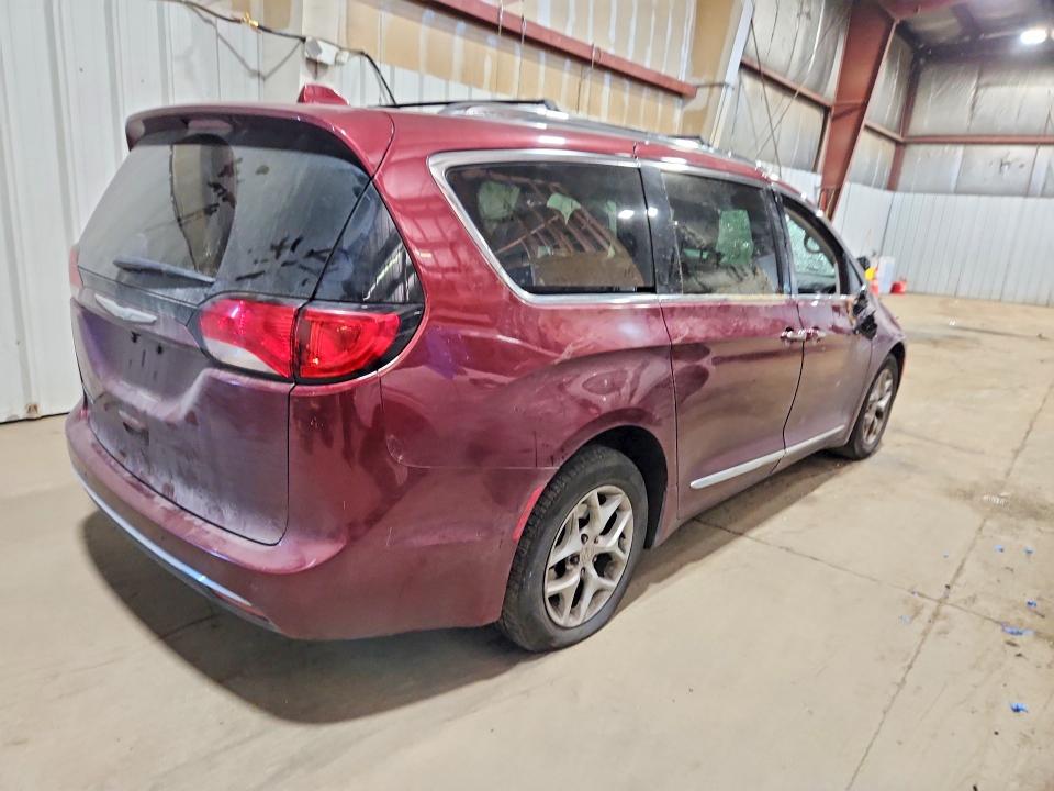 63140696 :رقم المزاد ، 2C4RC1EG9HR757605 vin ، 2017 Chrysler Pacifica مزاد بيع