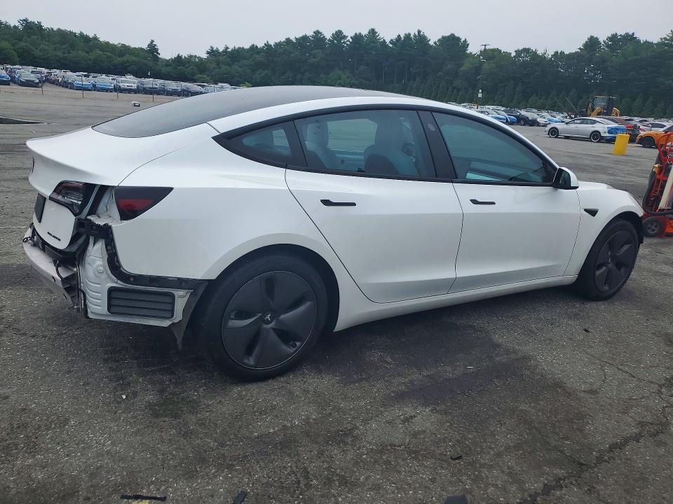 Продаж на аукціоні авто 2022 Tesla Model 3, vin: 5YJ3E1EB4NF114493, номер лоту: 61561306