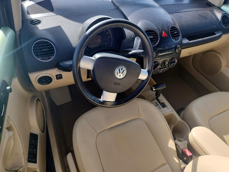 73343355 :رقم المزاد ، 3VWRF31Y78M411557 vin ، 2008 Volkswagen New Beetle مزاد بيع
