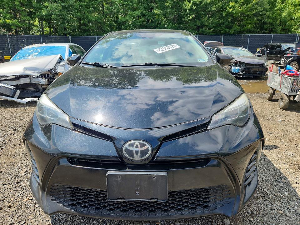 63163826 :رقم المزاد ، 2T1BURHE7HC792604 vin ، 2017 Toyota Corolla مزاد بيع