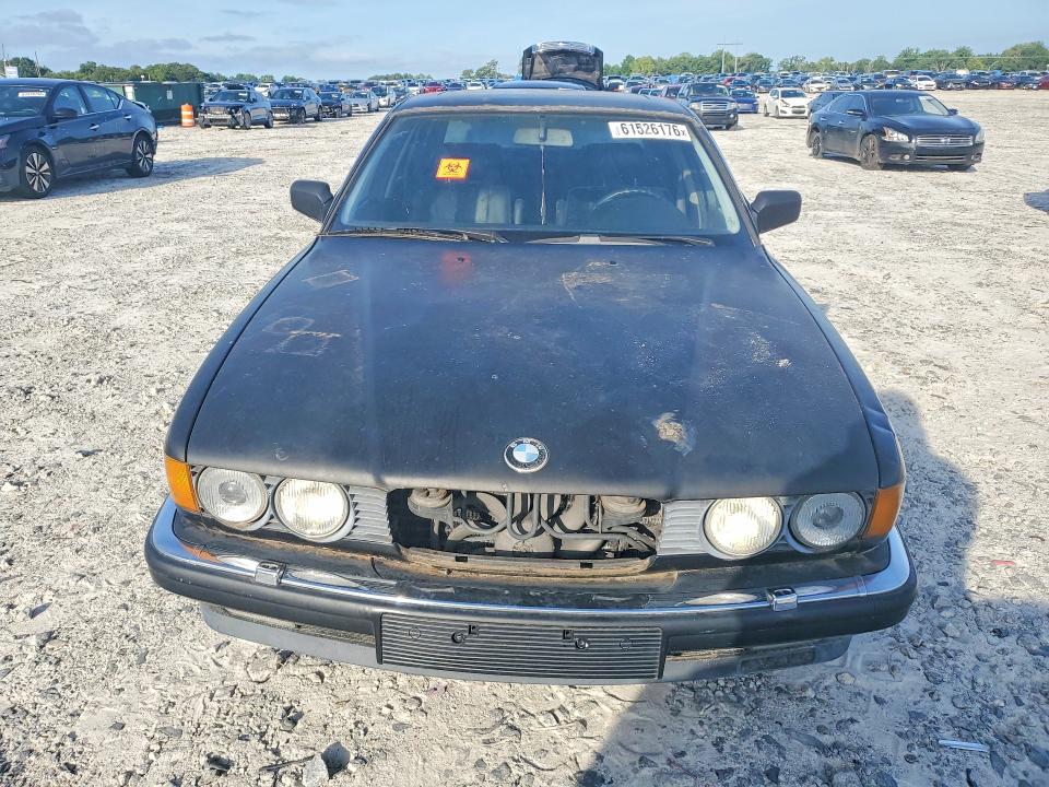 61526176 :رقم المزاد ، WBAGC831XJ2767947 vin ، 1988 Bmw 750 مزاد بيع