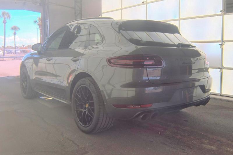 60633866 :رقم المزاد ، WP1AG2A59JLB62312 vin ، 2018 Porsche Macan مزاد بيع