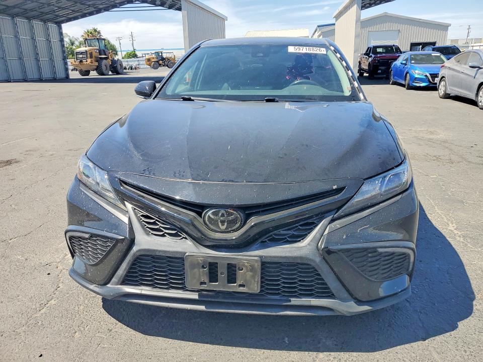 59718826 :رقم المزاد ، 4T1G11AK7PU753041 vin ، 2023 Toyota Camry مزاد بيع