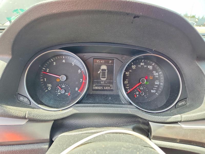 61248406 :رقم المزاد ، 1VWDT7A36HC013370 vin ، 2017 Volkswagen Passat مزاد بيع