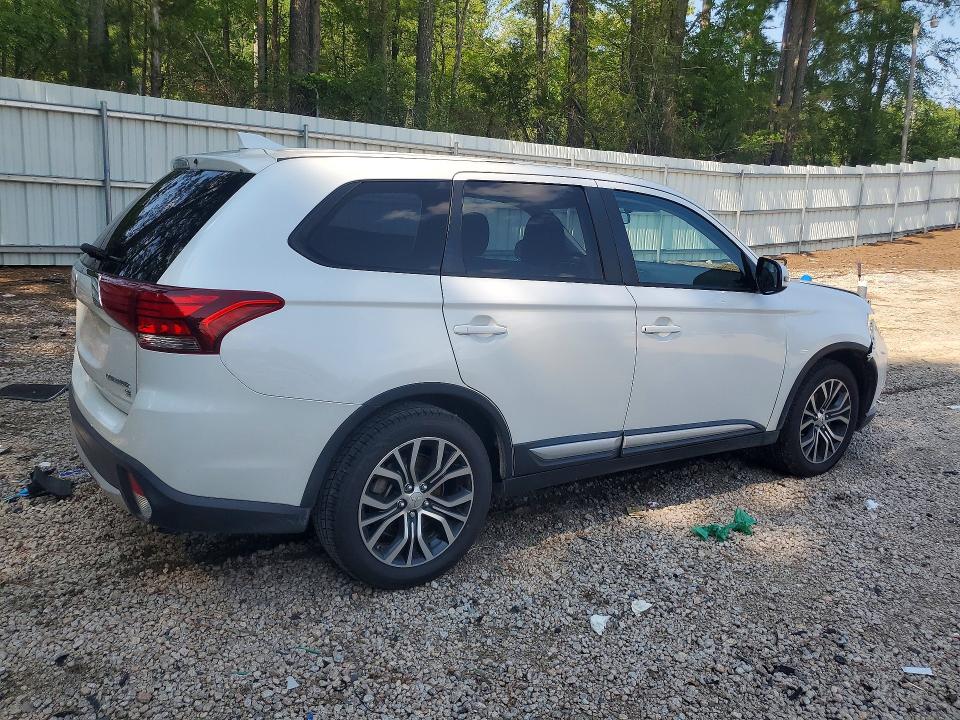 62520246 :رقم المزاد ، JA4AD3A33HZ024006 vin ، 2017 Mitsubishi Outlander مزاد بيع