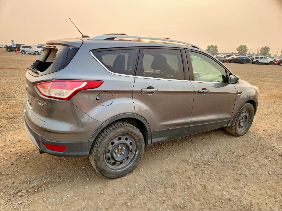 2013 Ford Escape მანქანა იყიდება აუქციონზე, vin: 1FMCU9J95DUA26512, აუქციონის ნომერი: 61310356